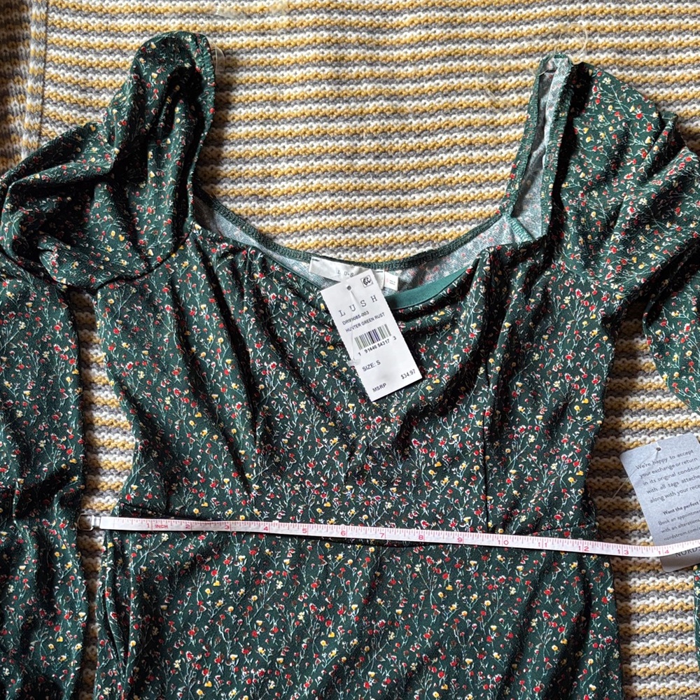 NWT Cute Lush holiday Floral Long Sleeve Dress Nordstrom